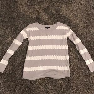 American Eagle sweater